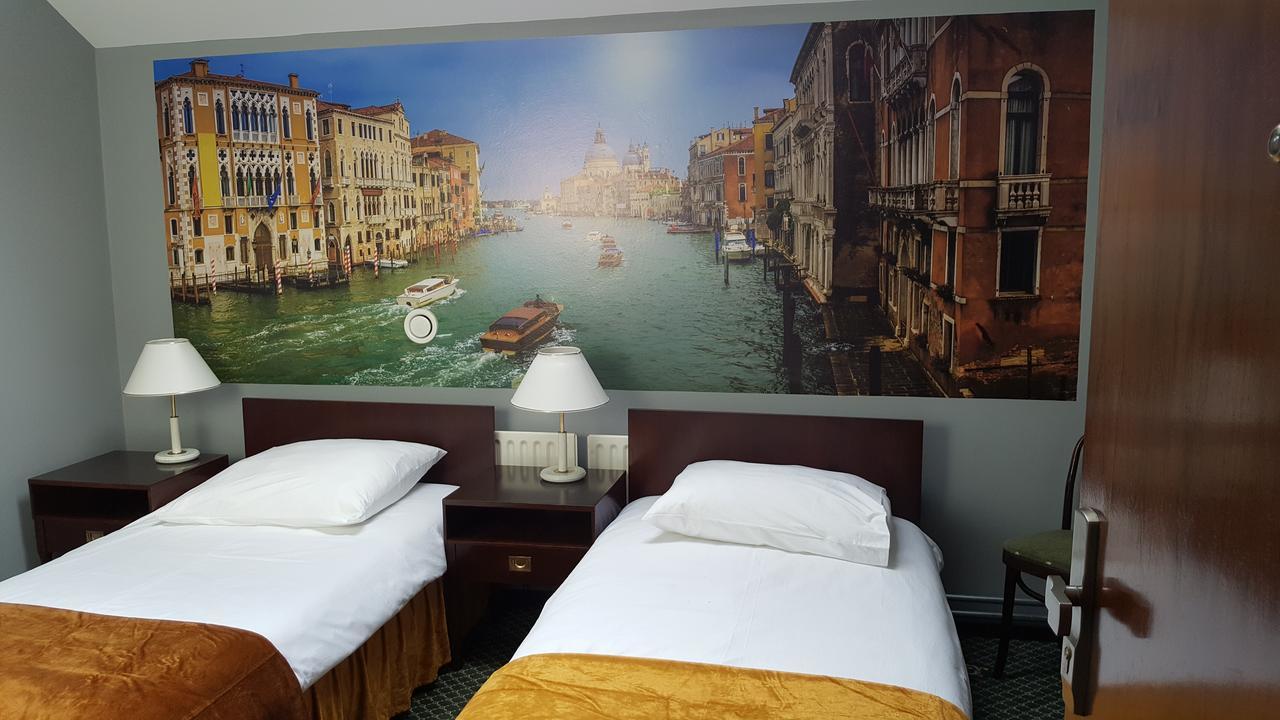 Hotel Restauracja Pustelnik Wisla Mala المظهر الخارجي الصورة